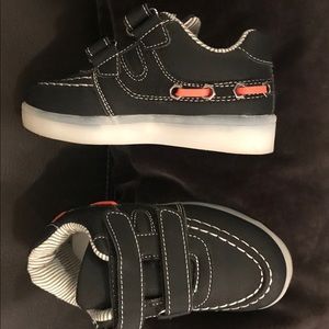 Brown toddlers shoes